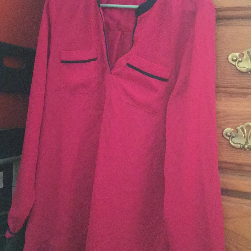 Pink blouse with pockets